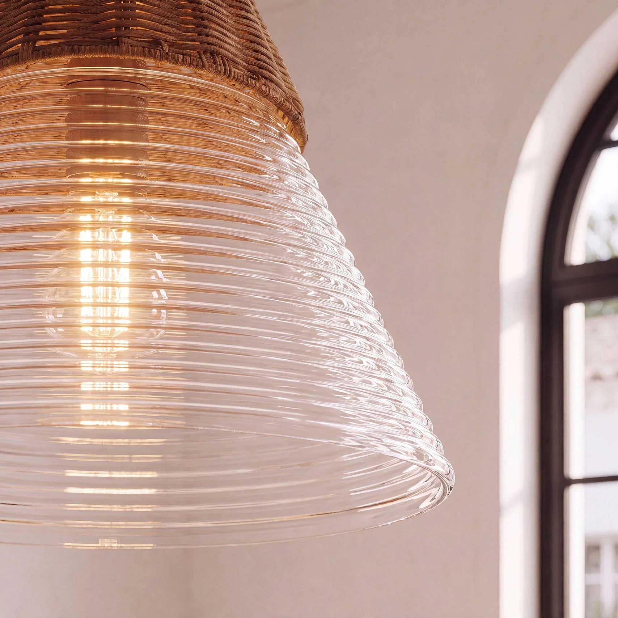 Suspension en rotin et verre Ø35cm