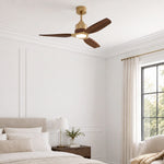 Ventilateur de plafond Louise en laiton doux Ø142 cm avec éclairage LED et pales en bois massif 100 %