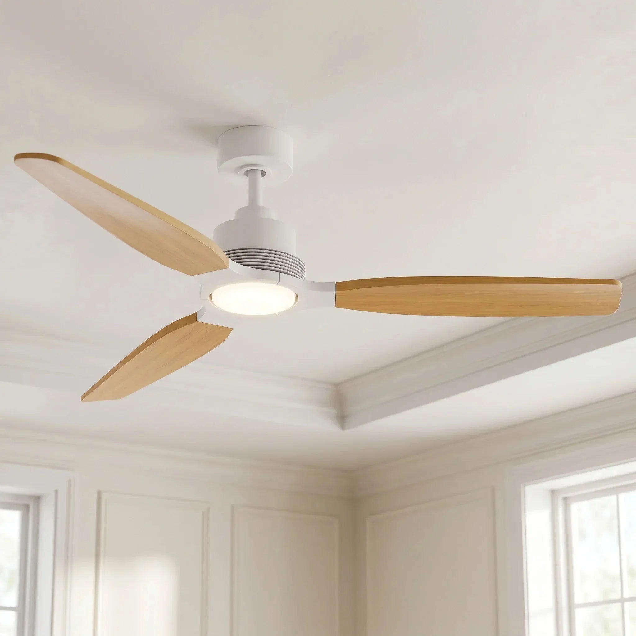 Ventilateur de plafond Louise blanc/bois naturel Ø142 cm avec pales en bois massif 100 %