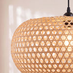 Suspension moderne et élégante en bambou ovale Ø55 cm